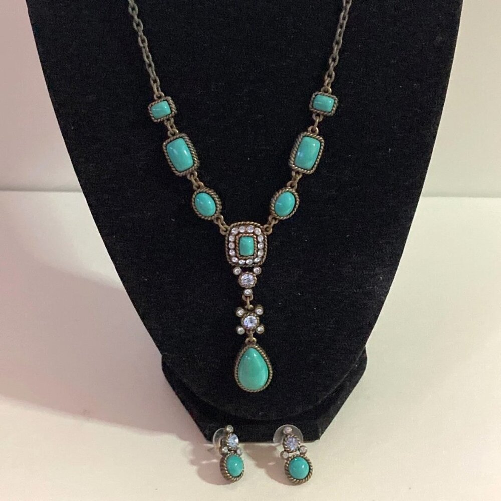 pretty blue faux stone necklace earring set preloved